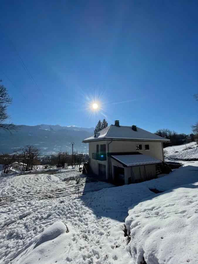 Petit Logement Cosy Dans Maison Au Calme Verrens-Arvey Exterior photo